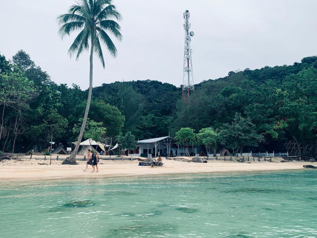 Juita Glamping Perhentian Island Hotel Kampung Kuala Besut Ngoại thất bức ảnh