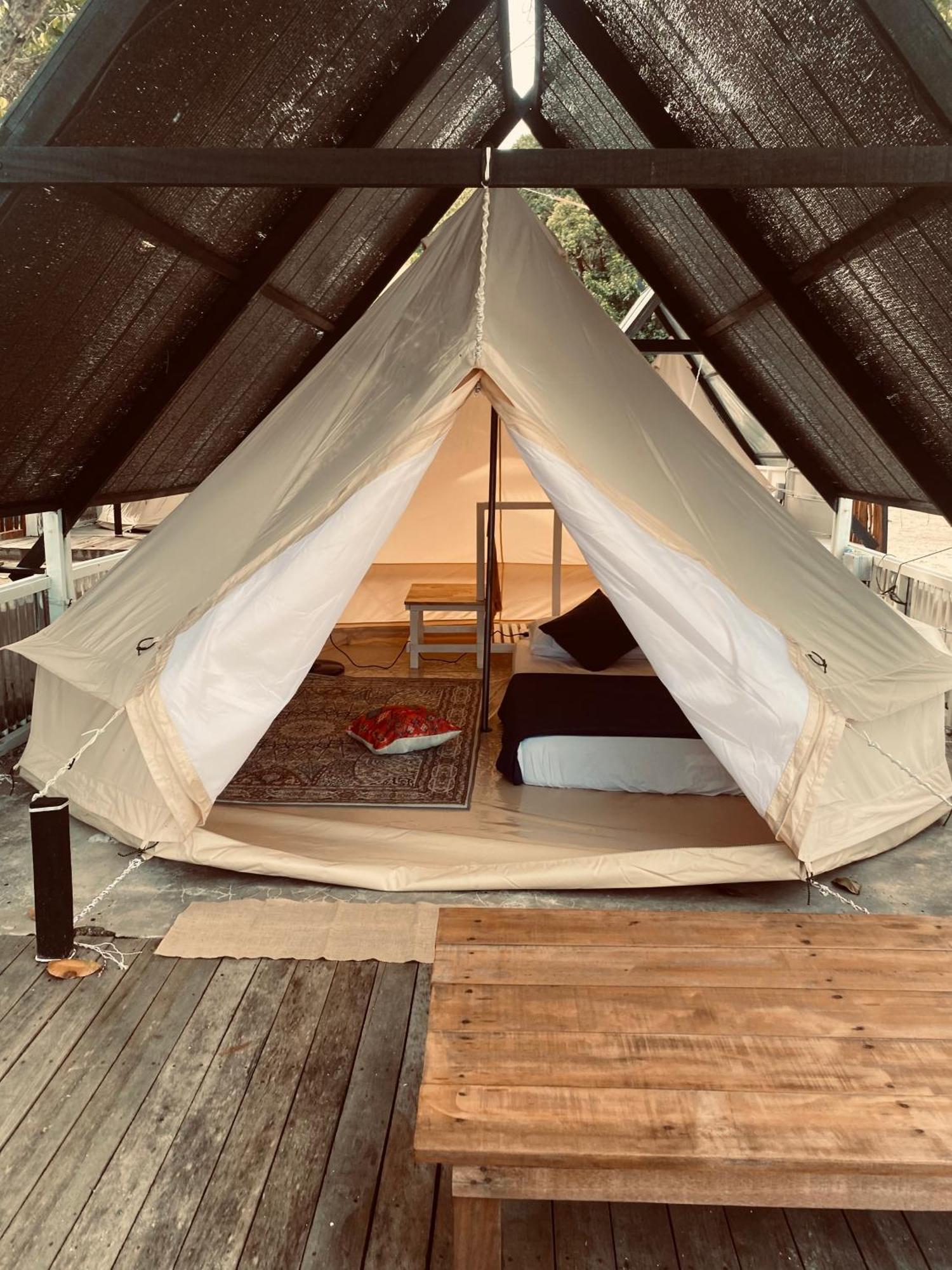 Juita Glamping Perhentian Island Hotel Kampung Kuala Besut Ngoại thất bức ảnh